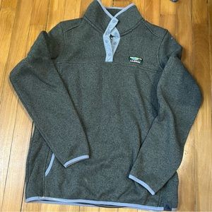 LL BEAN PULLOVER